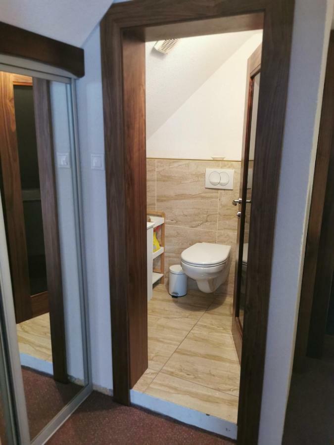 Ferienwohnung Privat Kamzik Vel'ka Lomnica Exterior foto